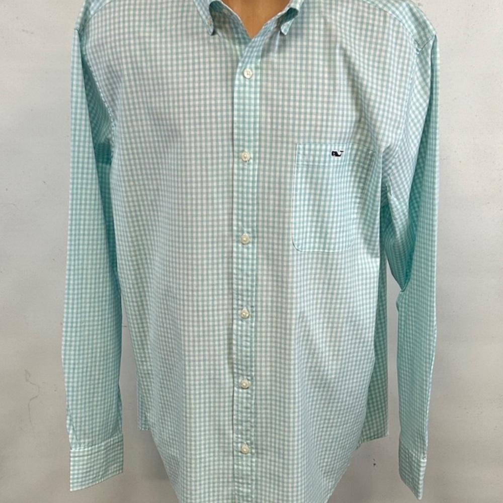 Vineyard Vines long sleeve button down collar shirt.  XL